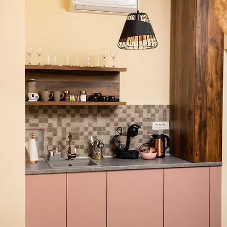 Cista Desetka! - Sa Garaznim Mestom Apartment