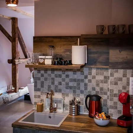 Cista Desetka! - Sa Garaznim Mestom Apartment *