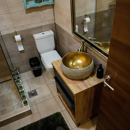 Cista Desetka! - Sa Garaznim Mestom Apartment *