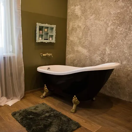 Cista Desetka! - Sa Garaznim Mestom Apartment *